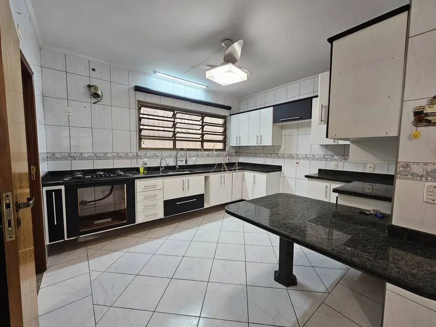 Casa com 3 quartos à venda, 171m2 em Embaré, Santos - SP - imagem 9 Foto 9 de Casa com 3 quartos à venda, 171m2 em Embaré, Santos - SP