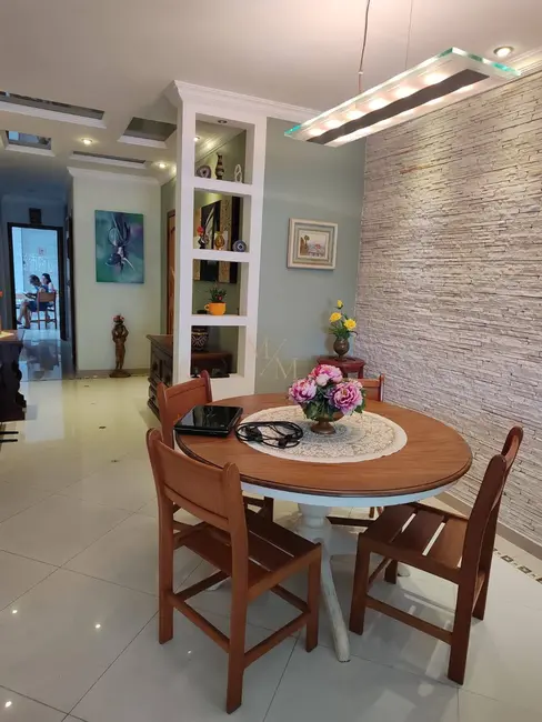 Foto 6 de Apartamento com 3 quartos à venda, 150m2 em Embaré, Santos - SP