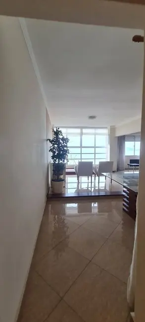 Apartamento com 2 quartos à venda, 147m2 em Gonzaga, Santos - SP - imagem 3 Foto 3 de Apartamento com 2 quartos à venda, 147m2 em Gonzaga, Santos - SP