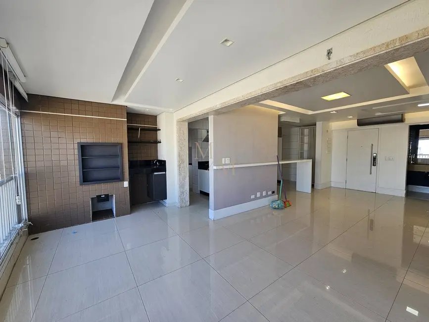 Apartamento com 3 quartos para alugar, 111m2 em Encruzilhada, Santos - SP - imagem 9 Foto 9 de Apartamento com 3 quartos para alugar, 111m2 em Encruzilhada, Santos - SP