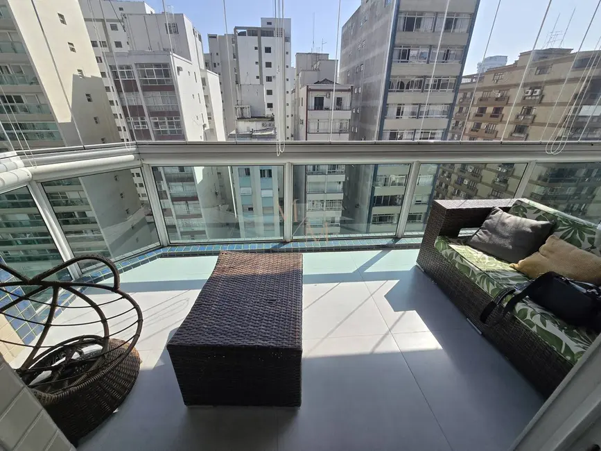 Apartamento com 2 quartos para alugar, 154m2 em Embaré, Santos - SP - imagem 3 Foto 3 de Apartamento com 2 quartos para alugar, 154m2 em Embaré, Santos - SP