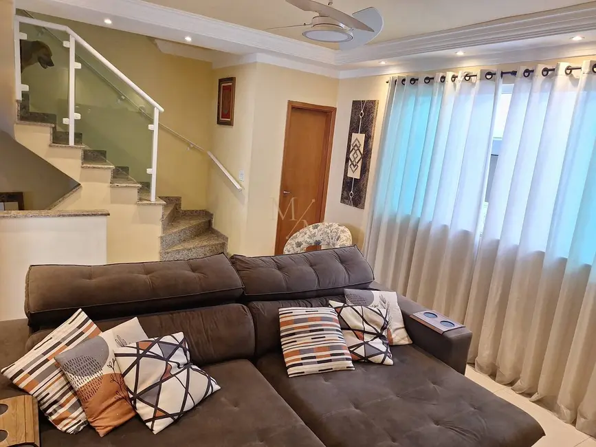 Foto 5 de Casa com 3 quartos à venda, 116m2 em Macuco, Santos - SP