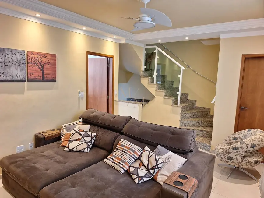 Foto 4 de Casa com 3 quartos à venda, 116m2 em Macuco, Santos - SP