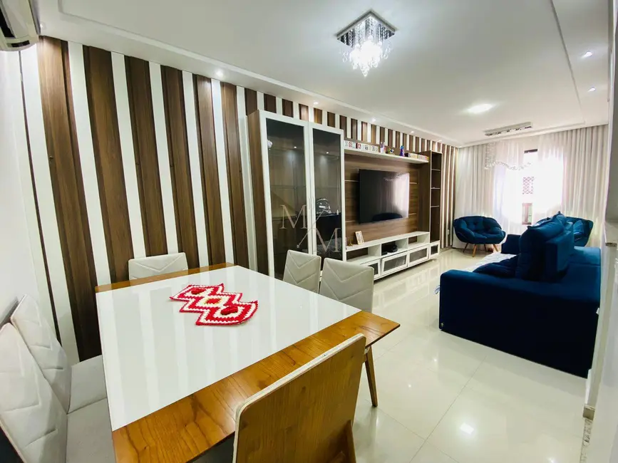 Casa com 3 quartos à venda e para alugar, 169m2 em Boqueirão, Santos - SP - imagem 8 Foto 8 de Casa com 3 quartos à venda e para alugar, 169m2 em Boqueirão, Santos - SP