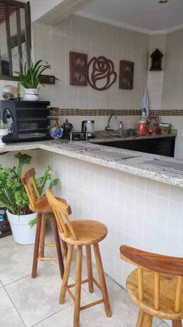 Casa com 3 quartos à venda, 150m2 em Embaré, Santos - SP - imagem 6 Foto 6 de Casa com 3 quartos à venda, 150m2 em Embaré, Santos - SP