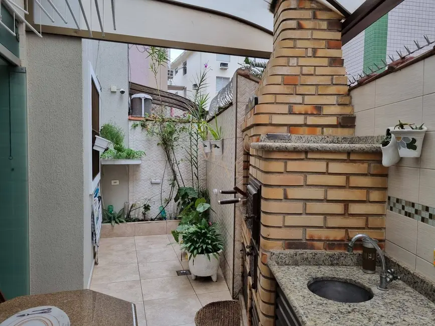 Casa com 3 quartos à venda, 150m2 em Embaré, Santos - SP - imagem 4 Foto 4 de Casa com 3 quartos à venda, 150m2 em Embaré, Santos - SP