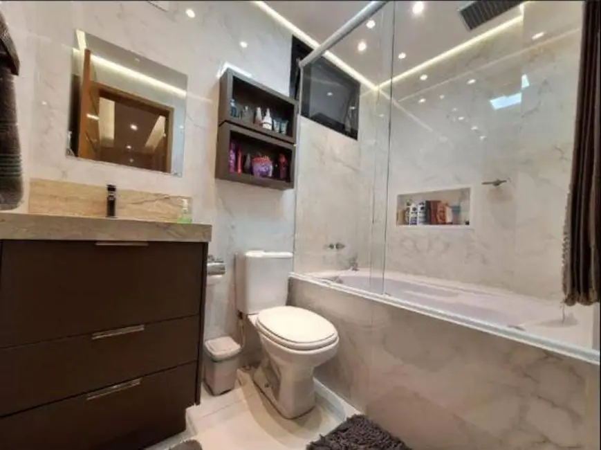 Apartamento com 2 quartos à venda, 74m2 em Campo Grande, Santos - SP - imagem 4 Foto 4 de Apartamento com 2 quartos à venda, 74m2 em Campo Grande, Santos - SP