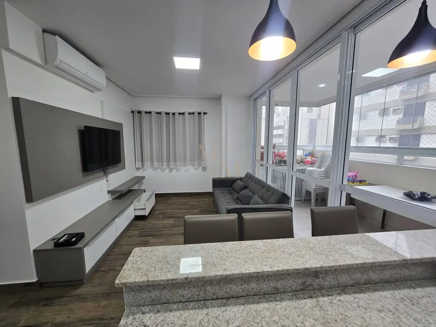 Apartamento com 2 quartos à venda, 70m2 em Gonzaga, Santos - SP - imagem 8 Foto 8 de Apartamento com 2 quartos à venda, 70m2 em Gonzaga, Santos - SP