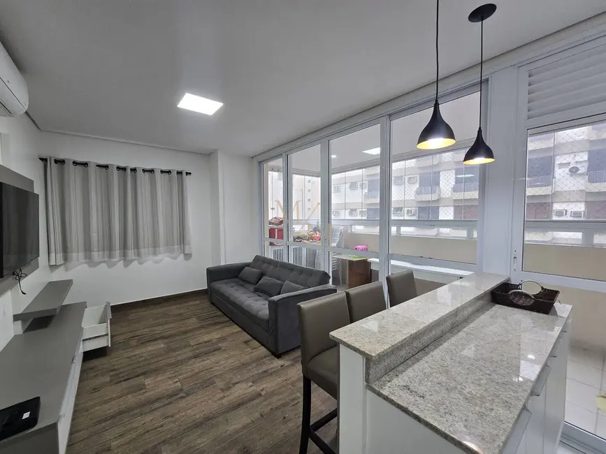 Apartamento com 2 quartos à venda, 70m2 em Gonzaga, Santos - SP - imagem 4 Foto 4 de Apartamento com 2 quartos à venda, 70m2 em Gonzaga, Santos - SP