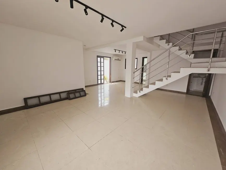 Foto 1 de Casa com 3 quartos à venda, 145m2 em Aparecida, Santos - SP