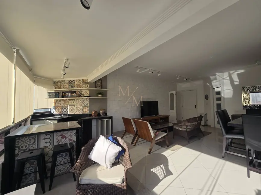 Foto 3 de Apartamento com 3 quartos à venda, 157m2 em Embaré, Santos - SP