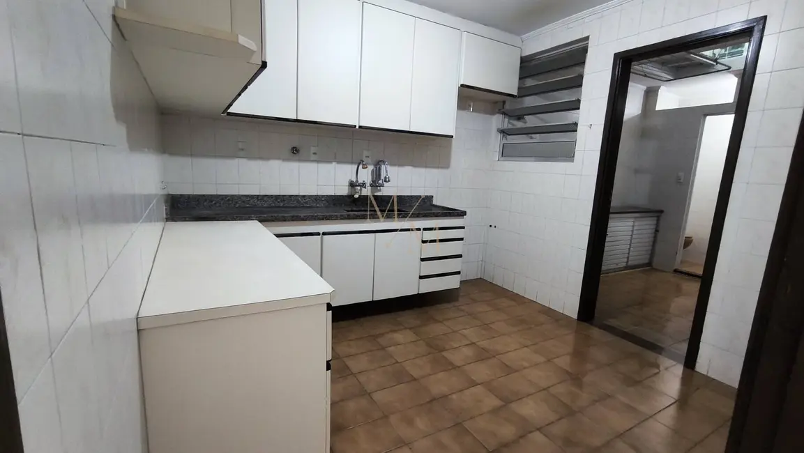 Casa com 2 quartos à venda, 85m2 em Encruzilhada, Santos - SP - imagem 8 Foto 8 de Casa com 2 quartos à venda, 85m2 em Encruzilhada, Santos - SP