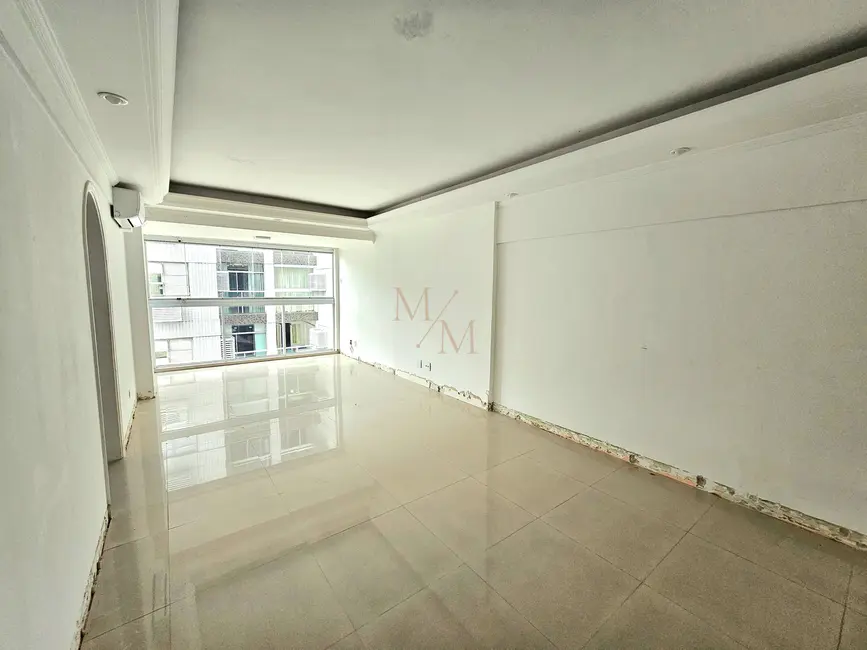 Foto 2 de Apartamento com 2 quartos à venda, 130m2 em Aparecida, Santos - SP