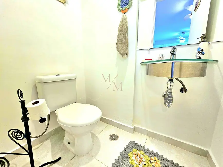 Apartamento com 3 quartos para alugar, 111m2 em Encruzilhada, Santos - SP - imagem 8 Foto 8 de Apartamento com 3 quartos para alugar, 111m2 em Encruzilhada, Santos - SP
