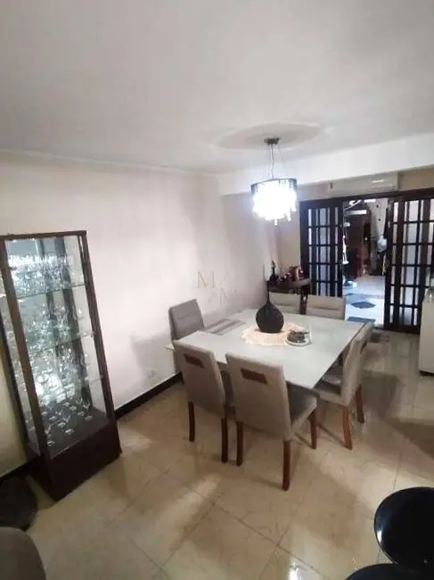 Sobrado com 2 quartos à venda, 120m2 em Boqueirão, Santos - SP - imagem 3 Foto 3 de Sobrado com 2 quartos à venda, 120m2 em Boqueirão, Santos - SP