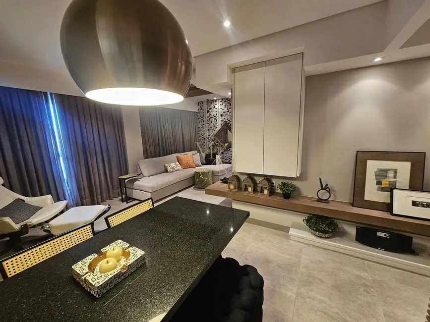 Foto 7 de Apartamento com 2 quartos à venda, 90m2 em Encruzilhada, Santos - SP