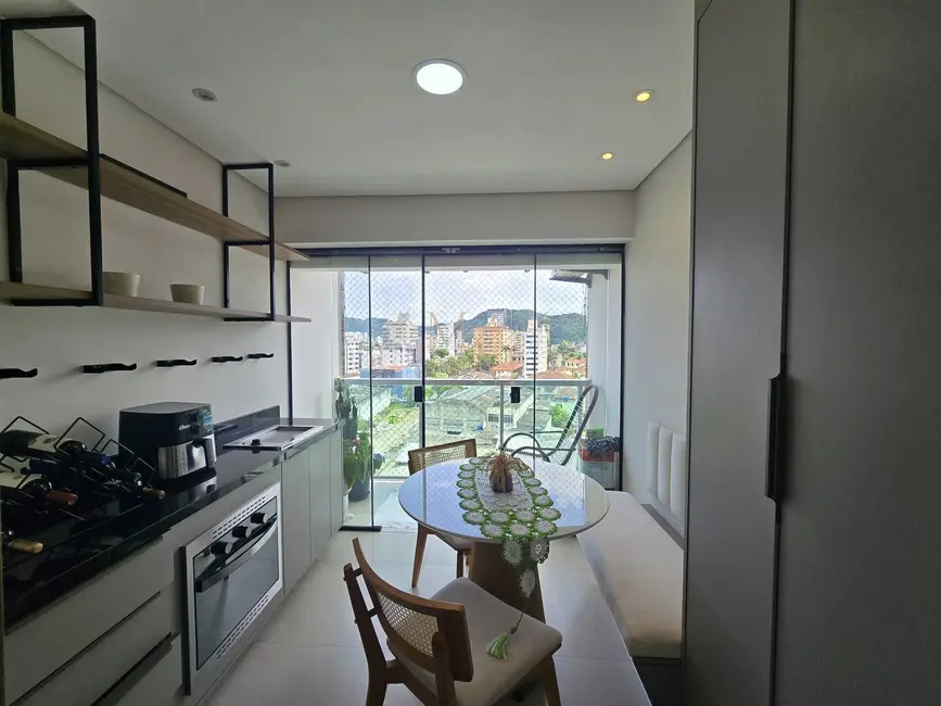 Apartamento com 2 quartos à venda, 69m2 em Vila Mathias, Santos - SP - imagem 9 Foto 9 de Apartamento com 2 quartos à venda, 69m2 em Vila Mathias, Santos - SP