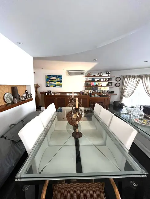 Casa com 3 quartos à venda, 190m2 em Aparecida, Santos - SP - imagem 4 Foto 4 de Casa com 3 quartos à venda, 190m2 em Aparecida, Santos - SP