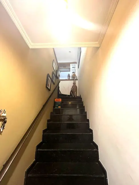 Casa com 3 quartos à venda, 190m2 em Aparecida, Santos - SP - imagem 8 Foto 8 de Casa com 3 quartos à venda, 190m2 em Aparecida, Santos - SP