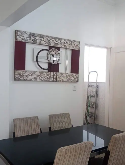 Apartamento com 2 quartos para alugar, 60m2 em Macuco, Santos - SP - imagem 8 Foto 8 de Apartamento com 2 quartos para alugar, 60m2 em Macuco, Santos - SP