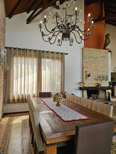 Foto 9 de Chácara com 4 quartos à venda, 421m2 em Igarata - SP