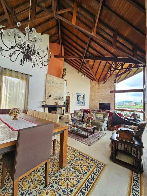 Foto 2 de Chácara com 4 quartos à venda, 421m2 em Igarata - SP