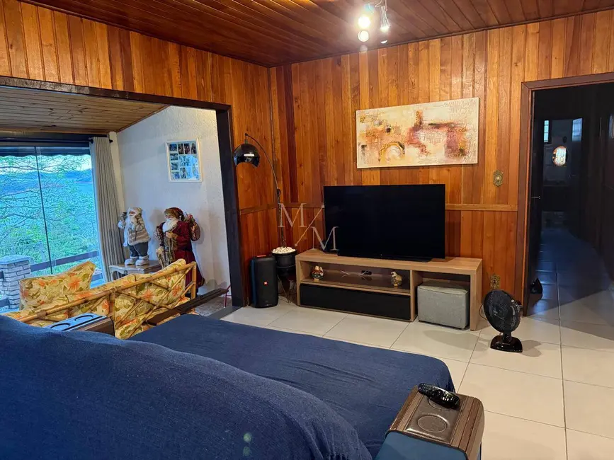 Foto 4 de Chácara com 3 quartos à venda, 2300m2 em Igarata - SP