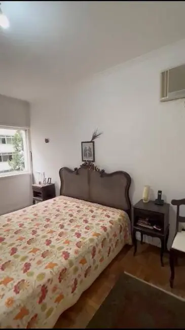 Foto 8 de Apartamento com 3 quartos à venda, 189m2 em Gonzaga, Santos - SP