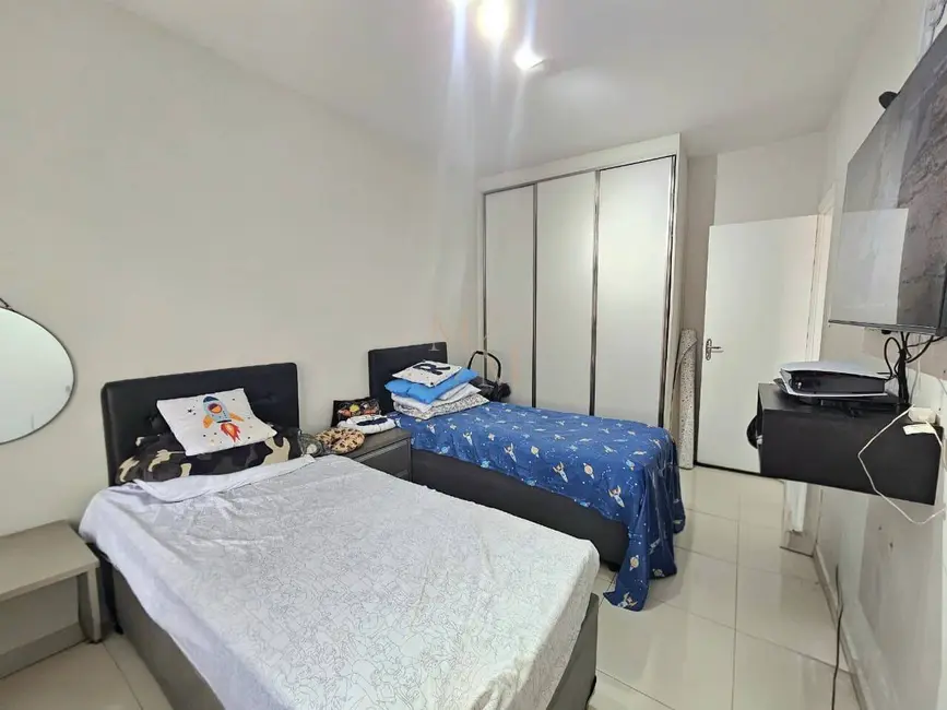 Foto 6 de Apartamento com 2 quartos à venda, 74m2 em Encruzilhada, Santos - SP