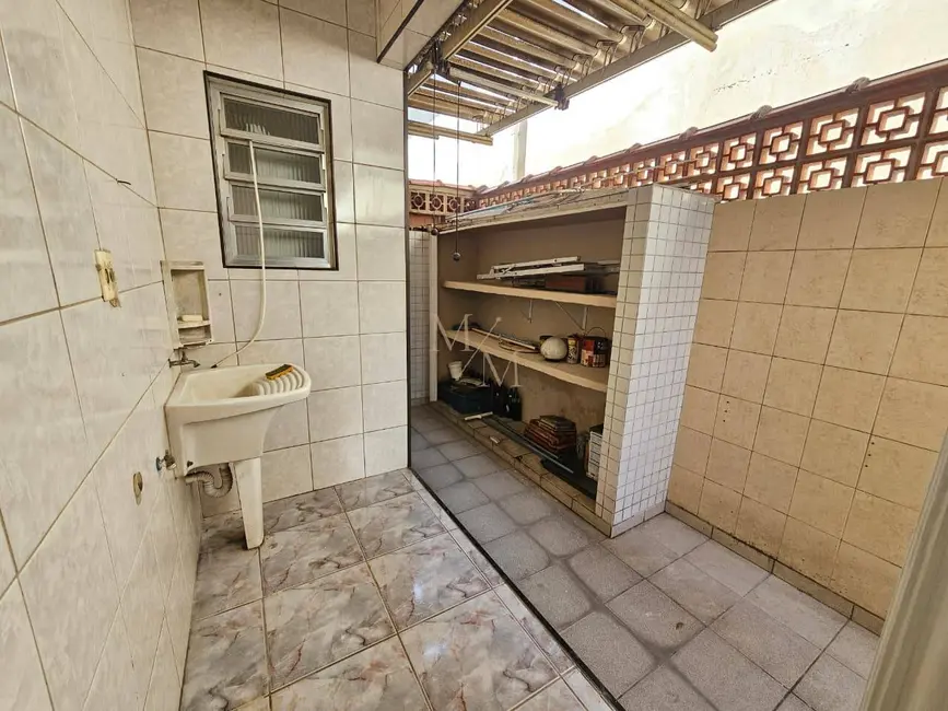 Casa com 2 quartos à venda, 83m2 em Embaré, Santos - SP - imagem 8 Foto 8 de Casa com 2 quartos à venda, 83m2 em Embaré, Santos - SP