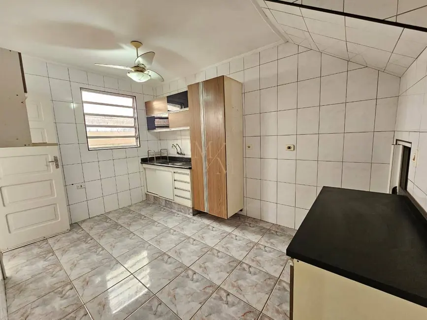 Casa com 2 quartos à venda, 83m2 em Embaré, Santos - SP - imagem 4 Foto 4 de Casa com 2 quartos à venda, 83m2 em Embaré, Santos - SP