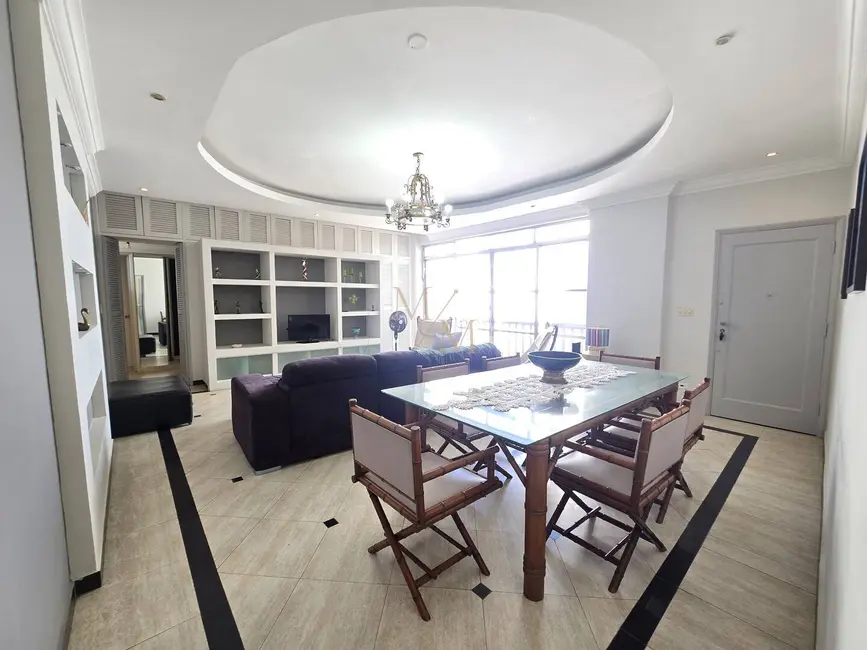 Apartamento com 3 quartos à venda e para alugar, 124m2 em Gonzaga, Santos - SP - imagem 3 Foto 3 de Apartamento com 3 quartos à venda e para alugar, 124m2 em Gonzaga, Santos - SP