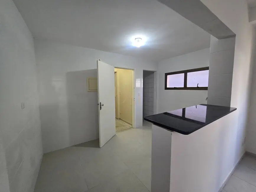 Apartamento com 1 quarto para alugar, 55m2 em Embaré, Santos - SP - imagem 2 Foto 2 de Apartamento com 1 quarto para alugar, 55m2 em Embaré, Santos - SP