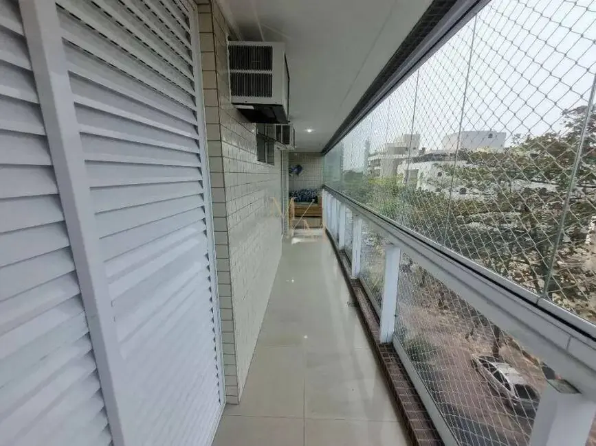 Foto 6 de Apartamento com 3 quartos à venda, 95m2 em Enseada, Guaruja - SP