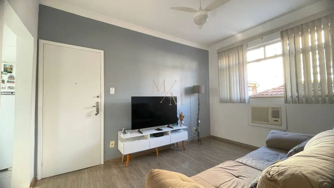 Foto 2 de Apartamento com 2 quartos à venda, 60m2 em Embaré, Santos - SP