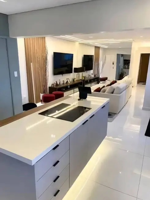 Apartamento com 3 quartos à venda, 120m2 em Campo Grande, Santos - SP - imagem 1 Foto 1 de Apartamento com 3 quartos à venda, 120m2 em Campo Grande, Santos - SP