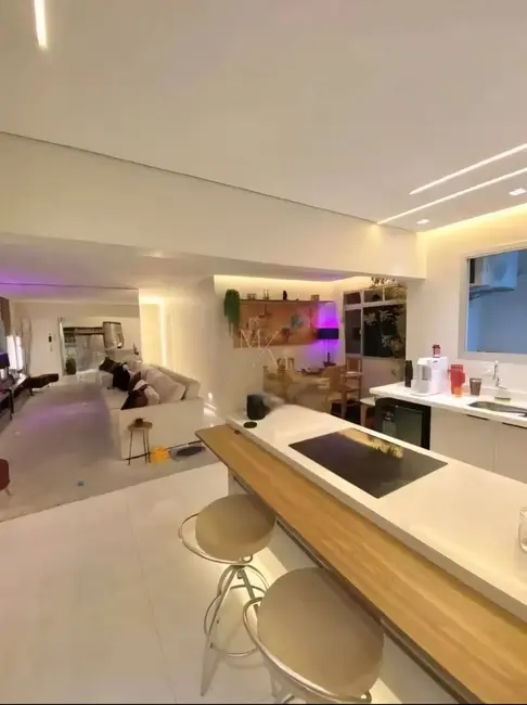 Apartamento com 3 quartos à venda, 120m2 em Campo Grande, Santos - SP - imagem 2 Foto 2 de Apartamento com 3 quartos à venda, 120m2 em Campo Grande, Santos - SP