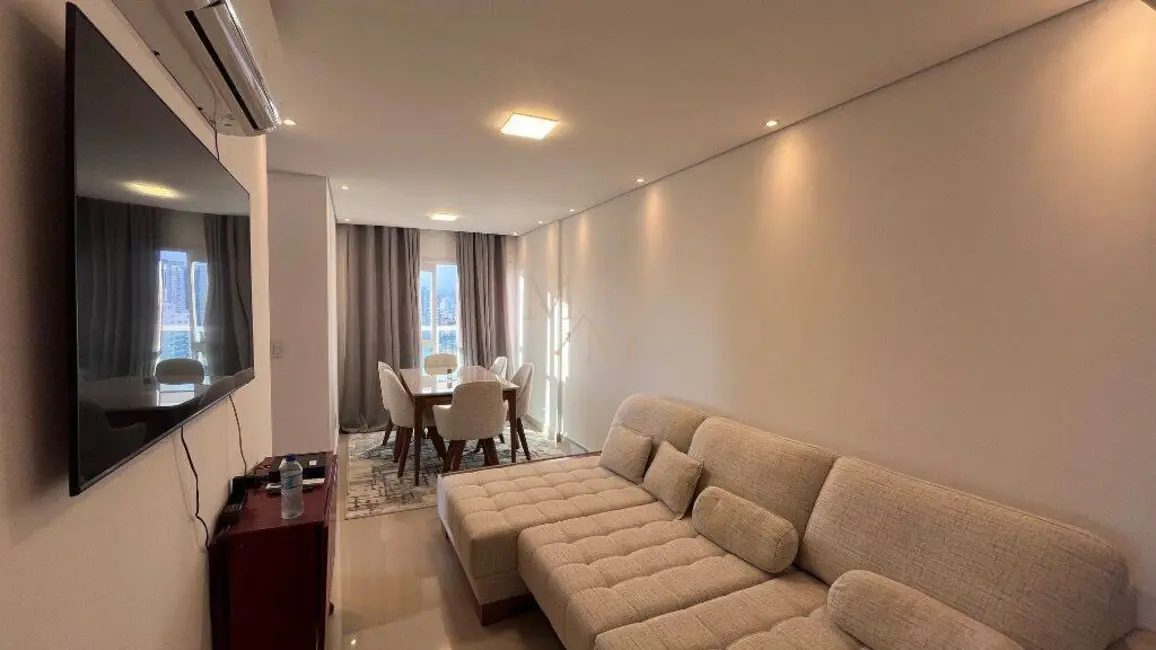 Foto 1 de Apartamento com 2 quartos à venda, 68m2 em Embaré, Santos - SP