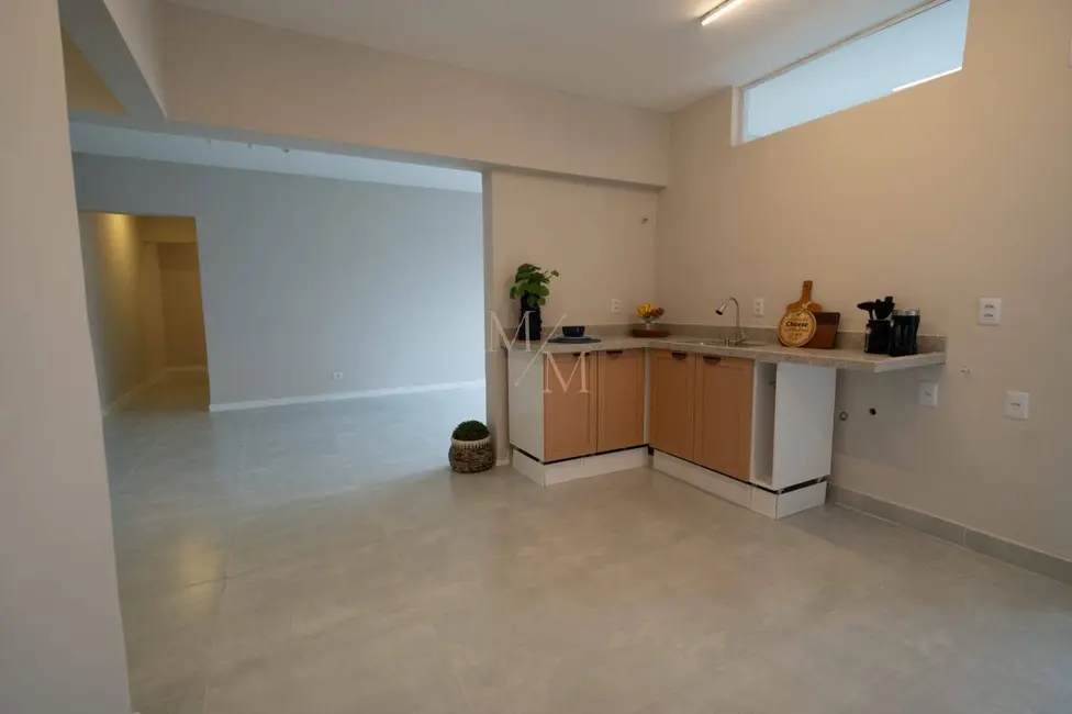 Apartamento com 2 quartos à venda, 105m2 em Gonzaga, Santos - SP - imagem 4 Foto 4 de Apartamento com 2 quartos à venda, 105m2 em Gonzaga, Santos - SP