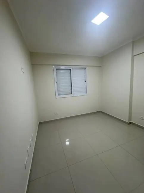 Apartamento com 3 quartos à venda e para alugar, 90m2 em Encruzilhada, Santos - SP - imagem 8 Foto 8 de Apartamento com 3 quartos à venda e para alugar, 90m2 em Encruzilhada, Santos - SP