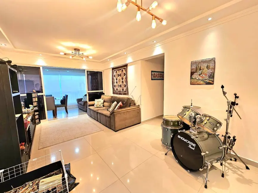 Foto 2 de Apartamento com 3 quartos à venda, 111m2 em Encruzilhada, Santos - SP