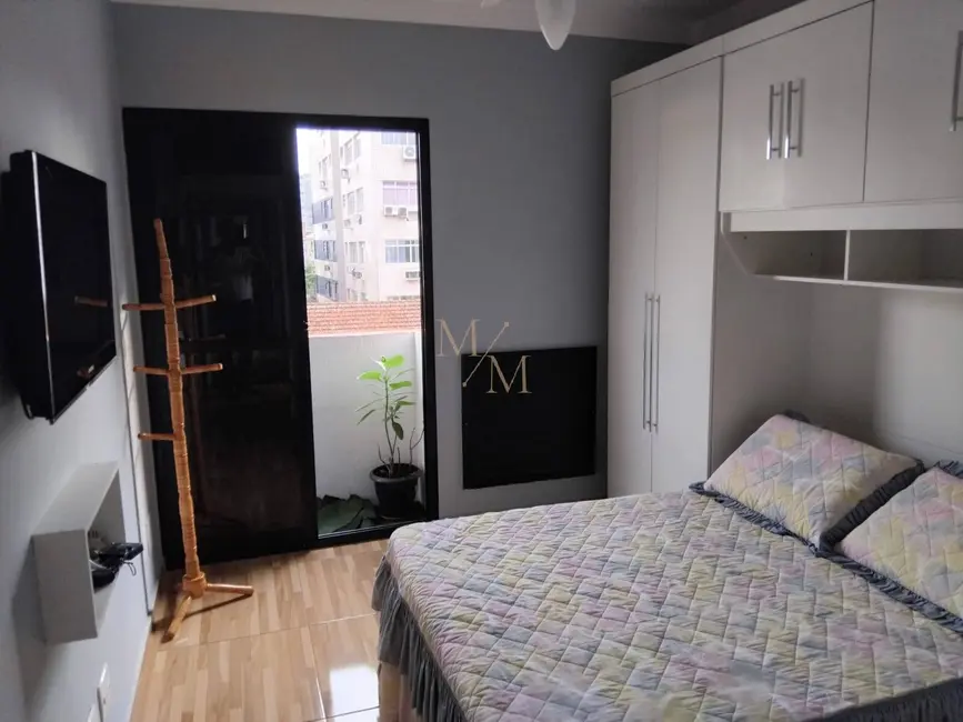 Foto 7 de Apartamento com 2 quartos à venda, 84m2 em Embaré, Santos - SP