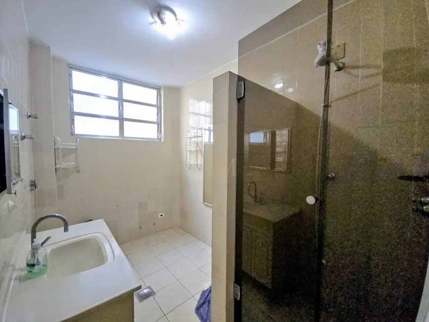 Apartamento com 2 quartos à venda, 110m2 em Gonzaga, Santos - SP - imagem 5 Foto 5 de Apartamento com 2 quartos à venda, 110m2 em Gonzaga, Santos - SP