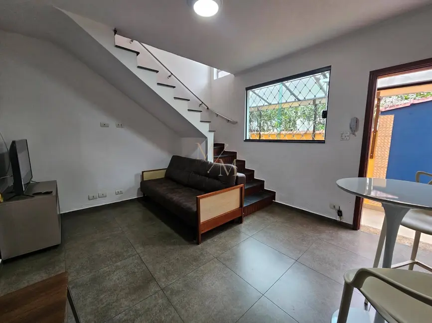 Casa com 2 quartos à venda e para alugar, 70m2 em Ponta da Praia, Santos - SP - imagem 4 Foto 4 de Casa com 2 quartos à venda e para alugar, 70m2 em Ponta da Praia, Santos - SP