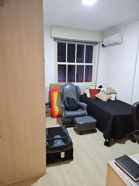 Apartamento com 2 quartos à venda, 84m2 em Embaré, Santos - SP - imagem 8 Foto 8 de Apartamento com 2 quartos à venda, 84m2 em Embaré, Santos - SP