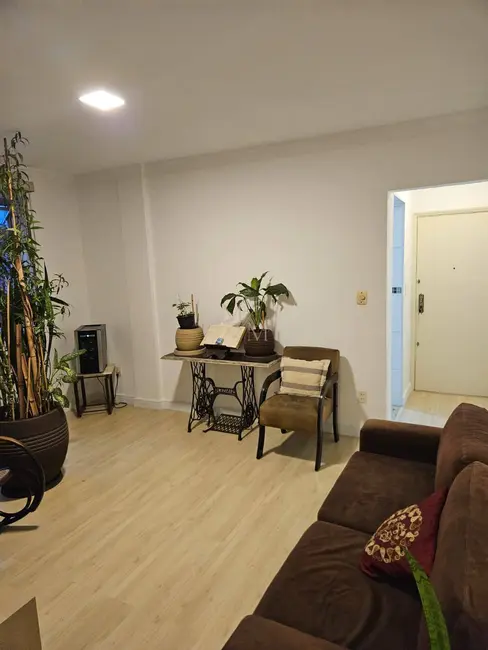 Apartamento com 2 quartos à venda, 84m2 em Embaré, Santos - SP - imagem 3 Foto 3 de Apartamento com 2 quartos à venda, 84m2 em Embaré, Santos - SP