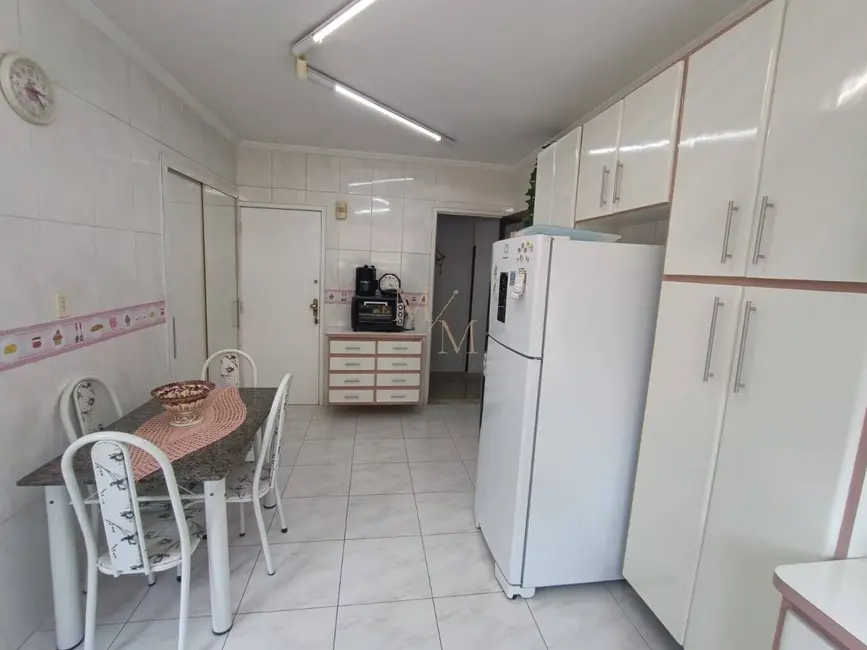 Apartamento com 2 quartos à venda, 98m2 em Embaré, Santos - SP - imagem 8 Foto 8 de Apartamento com 2 quartos à venda, 98m2 em Embaré, Santos - SP