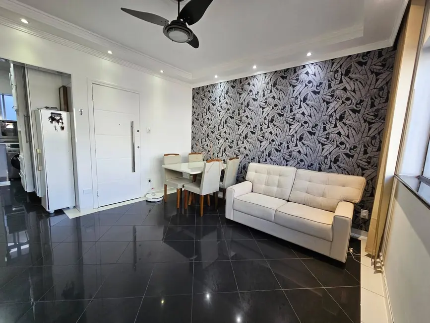 Foto 6 de Apartamento com 2 quartos à venda, 63m2 em Embaré, Santos - SP