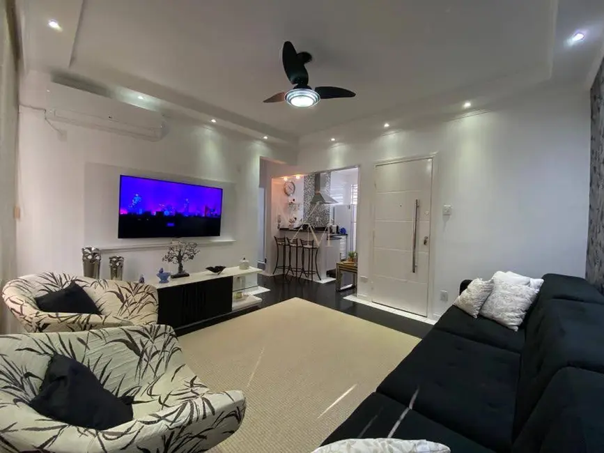 Foto 4 de Apartamento com 2 quartos à venda, 63m2 em Embaré, Santos - SP