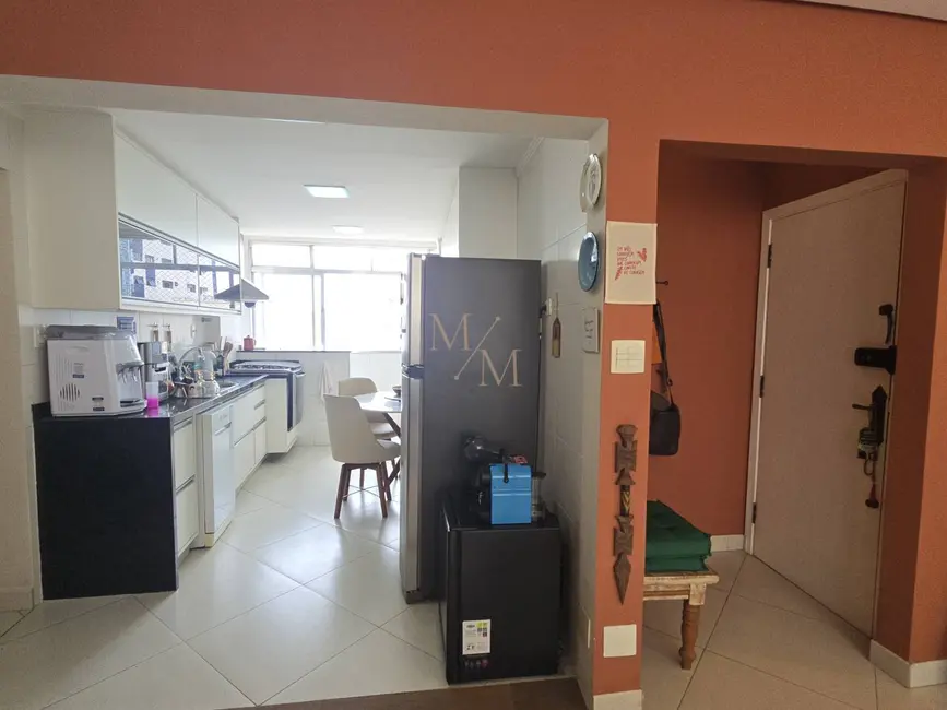 Foto 8 de Apartamento com 3 quartos à venda, 157m2 em Ponta da Praia, Santos - SP